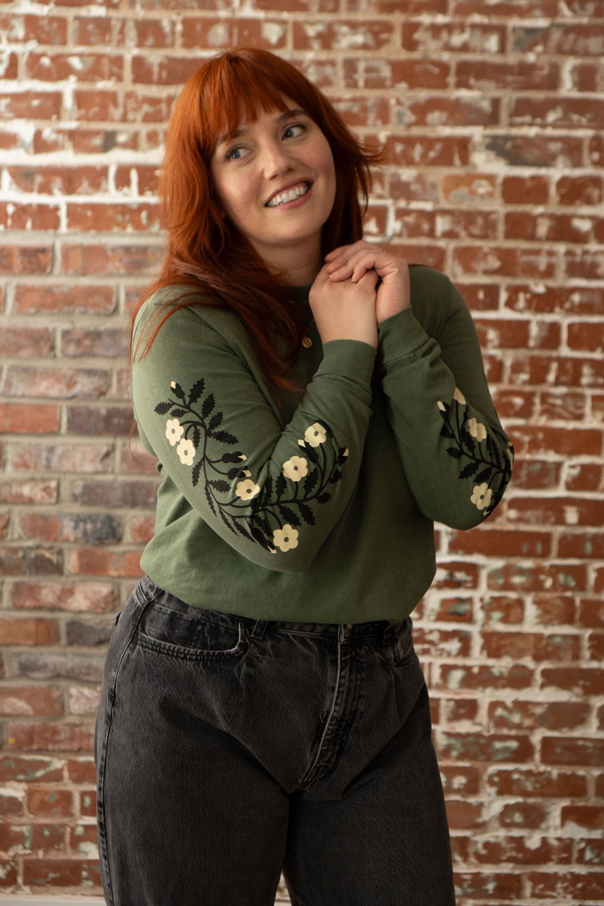 Olive Garland 1858 Long Sleeve Tee
