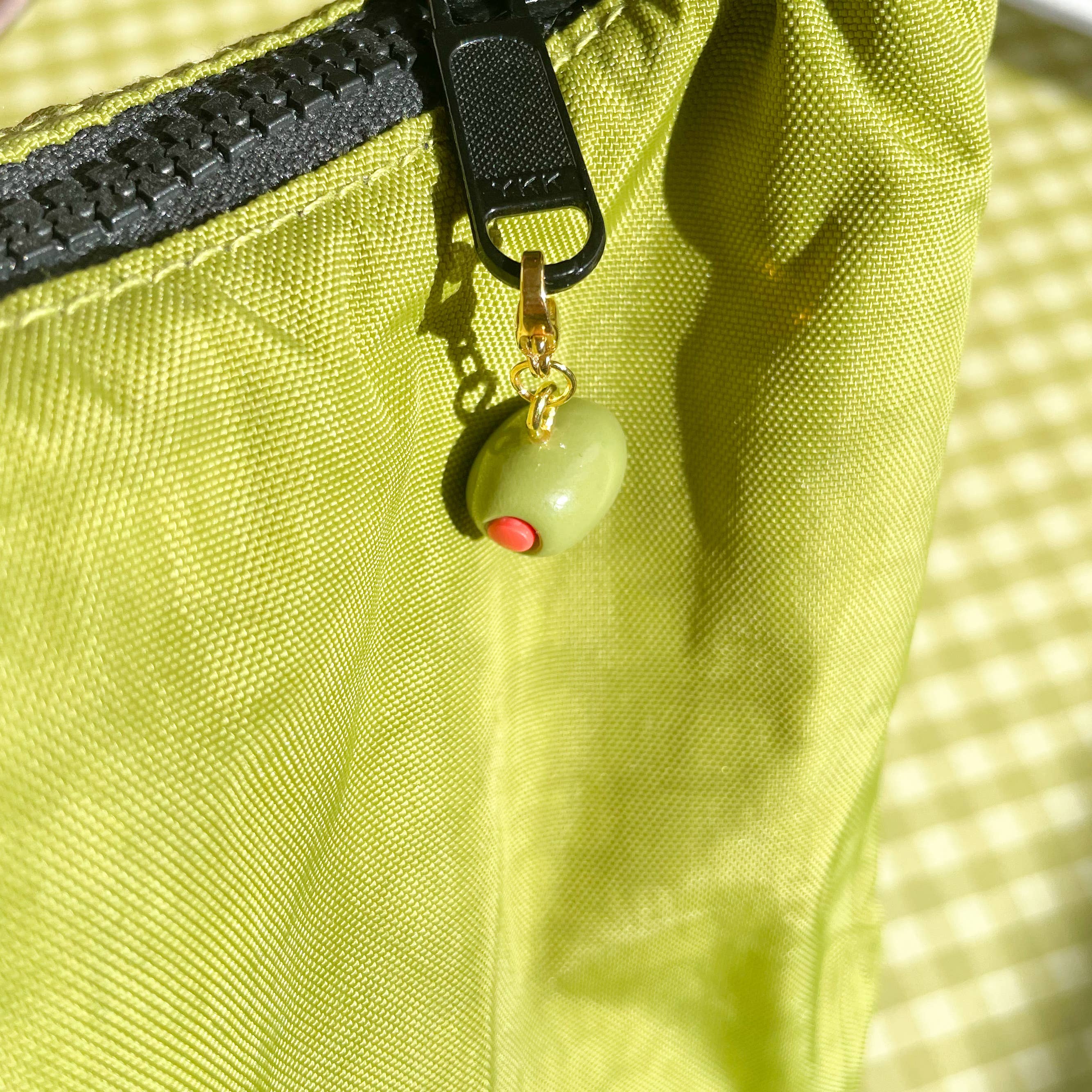 Petit Breloque 'Olive'