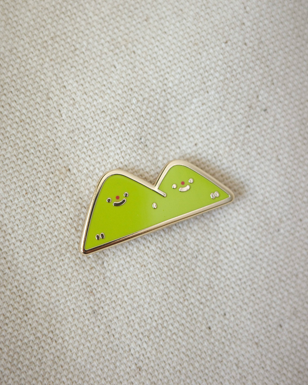 Natamori Hills Pin