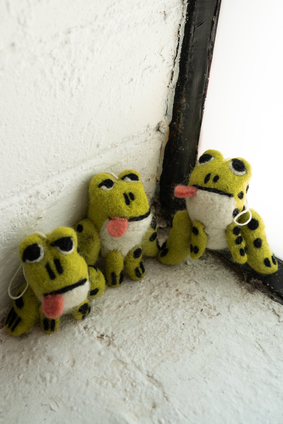 Dopey Frog - Felted Wool Ornament