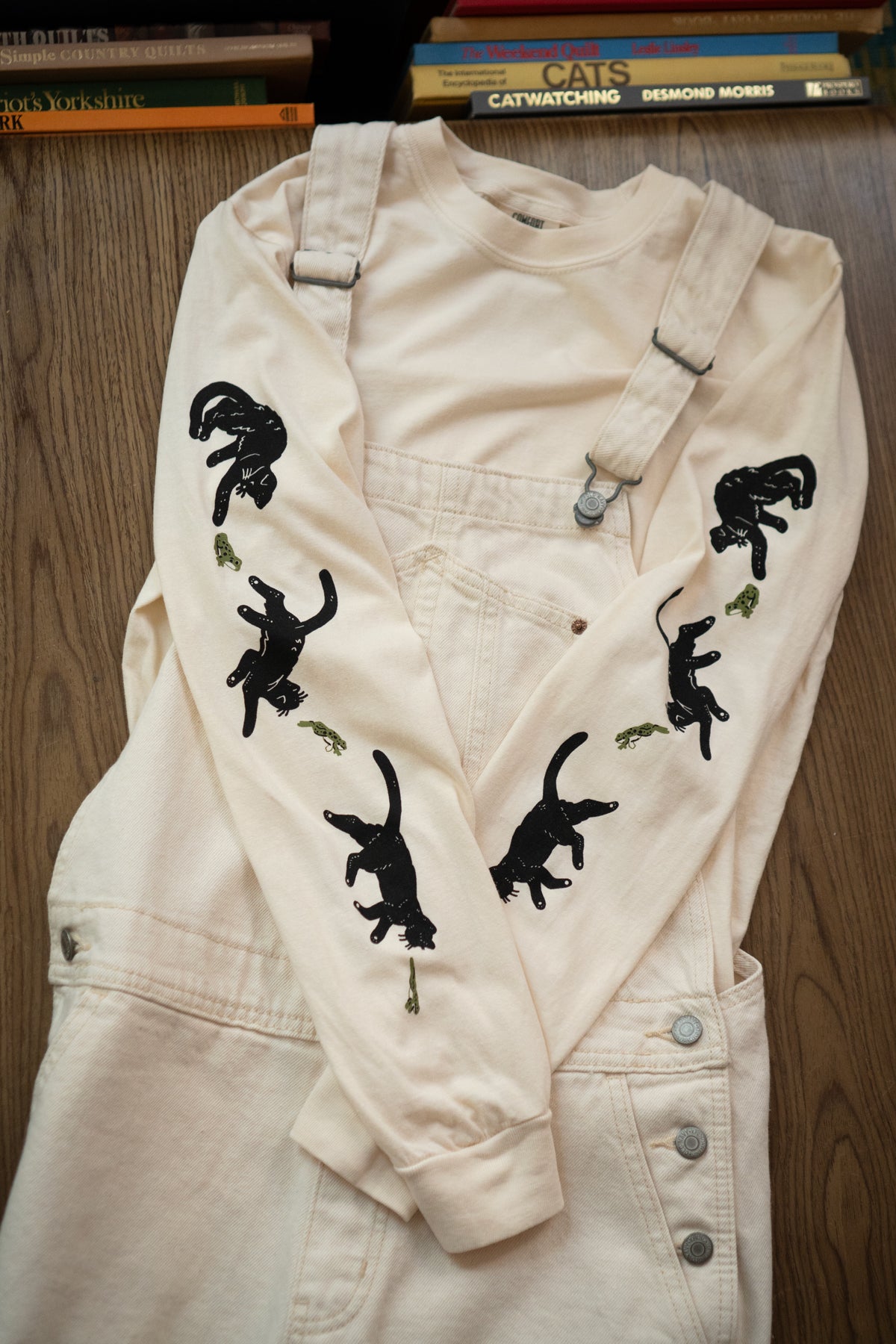 Frenemies Long Sleeve Tee | Cream