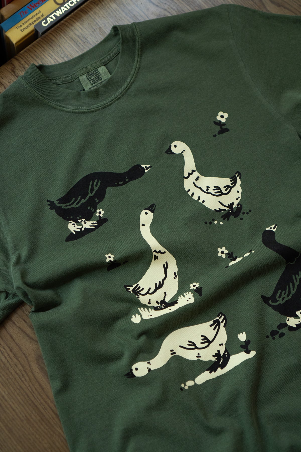 T-Shirt 'Blooms 1858' | Graphite
