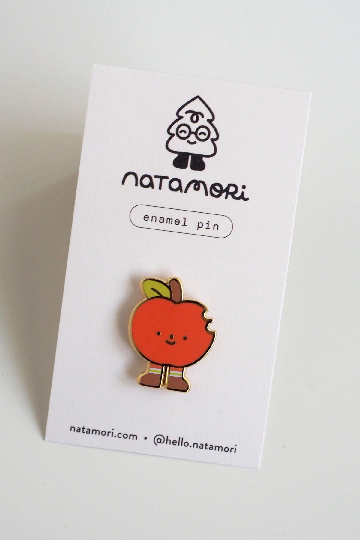 Natamori Apple Pin
