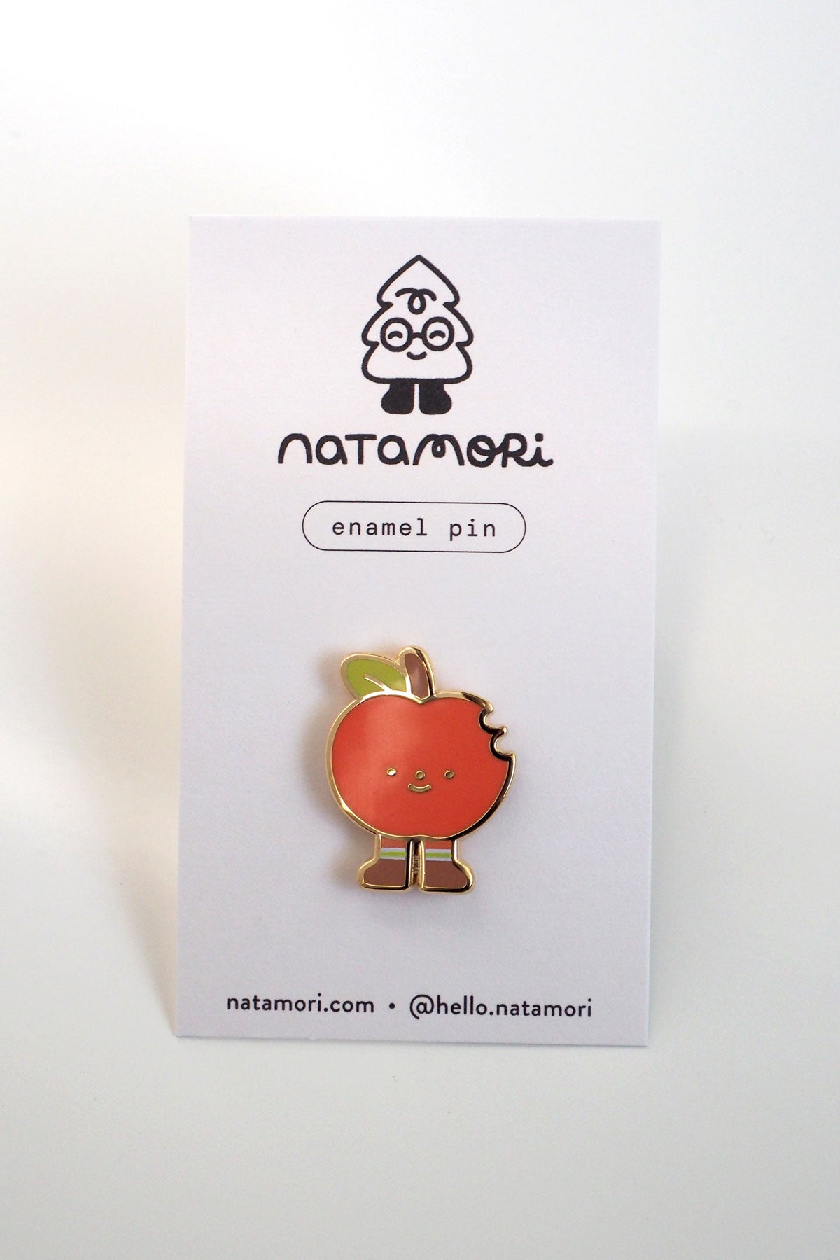Natamori Apple Pin