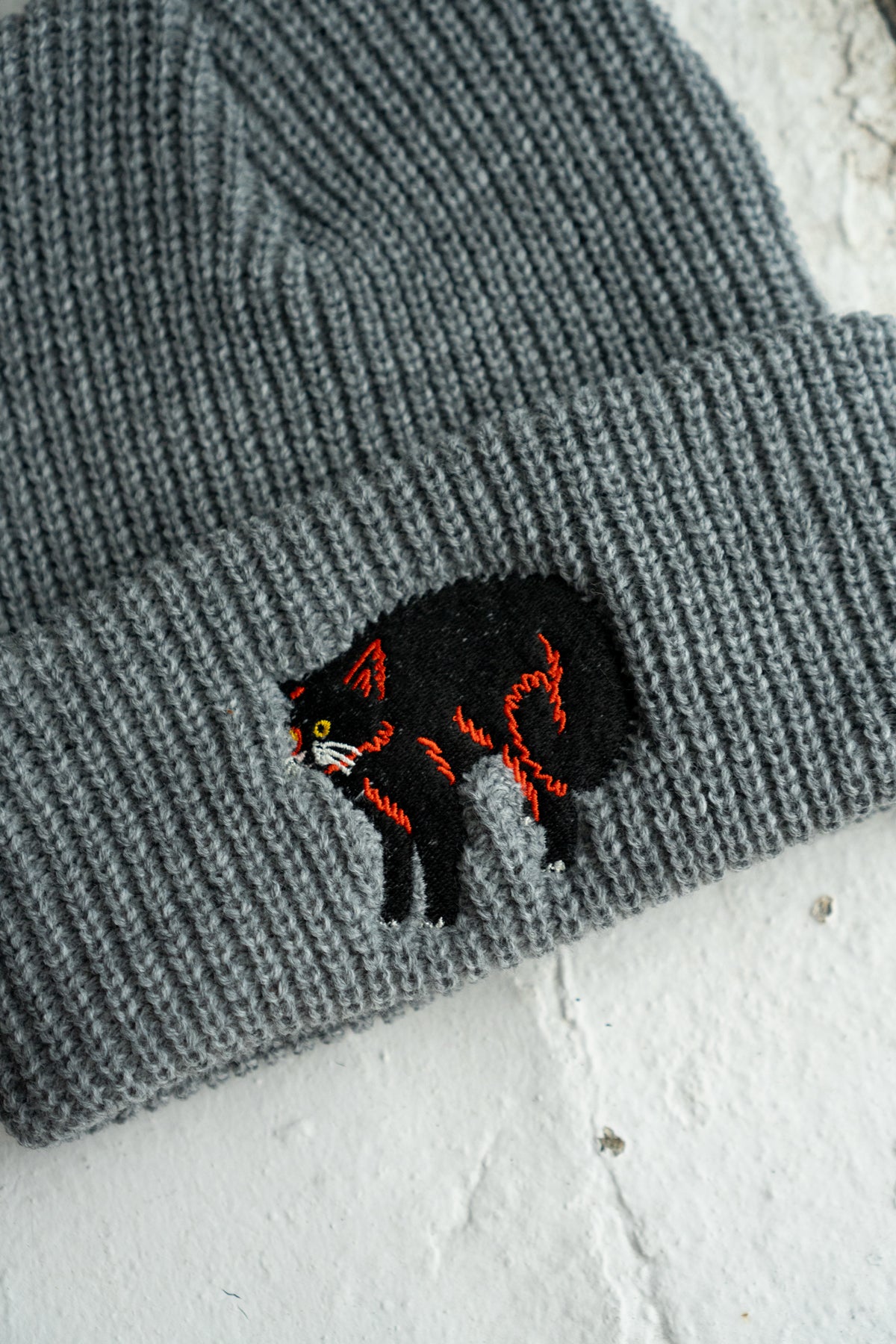 Scaredy Cat Shaker Stitch Beanie | Ash