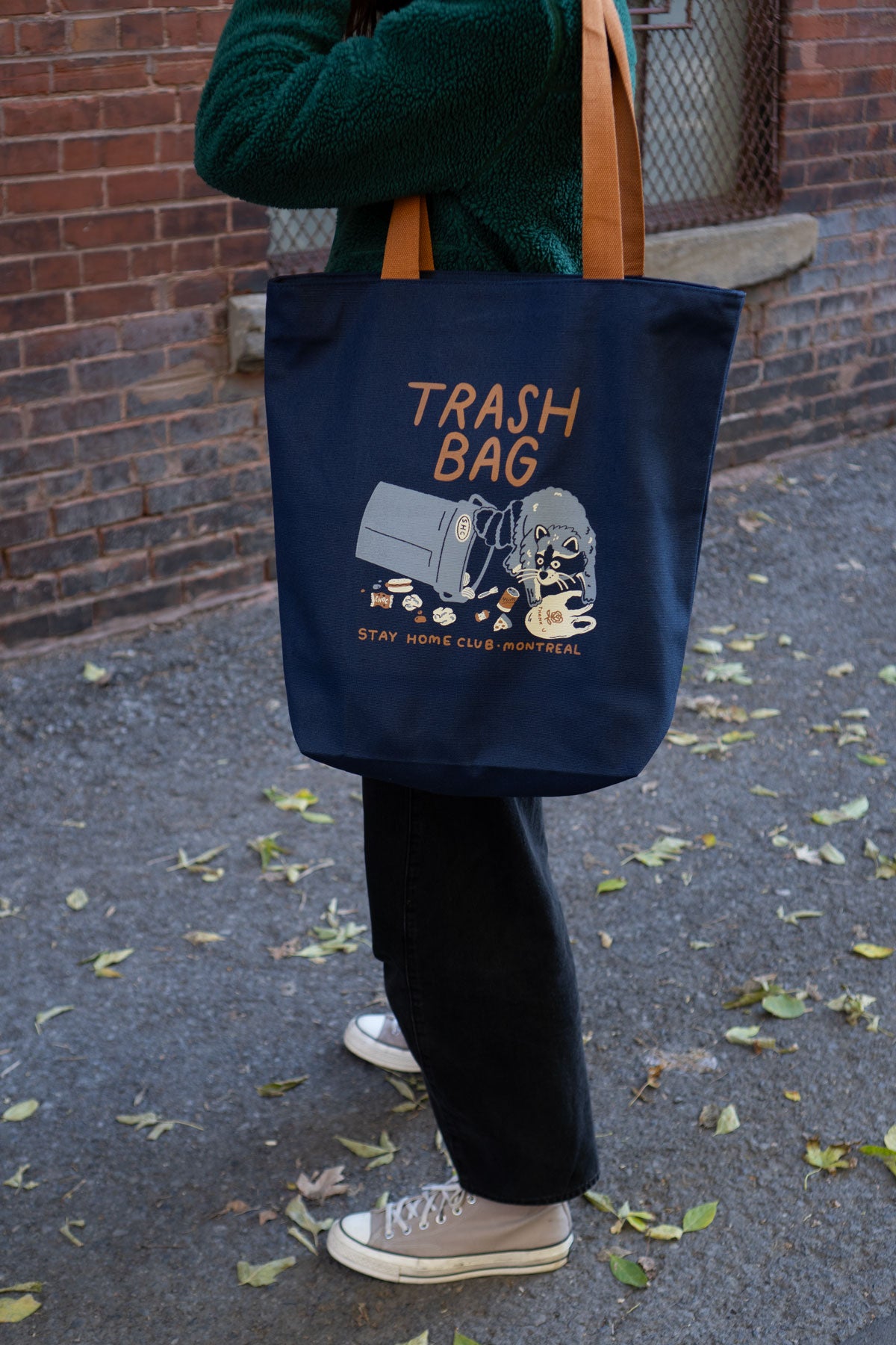 Trash Bag Big Zip Tote