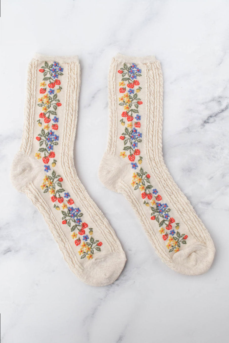 Vintage Strawberries Socks